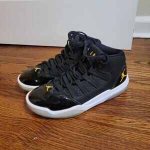 Air Jordan Max Aura Black Gold Colorway, Style AQ9084-041, Men's US 10, Used